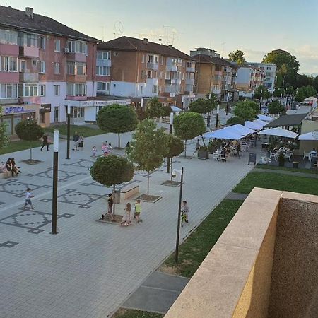Apartament Fim Apartament Hunedoara Zewnętrze zdjęcie