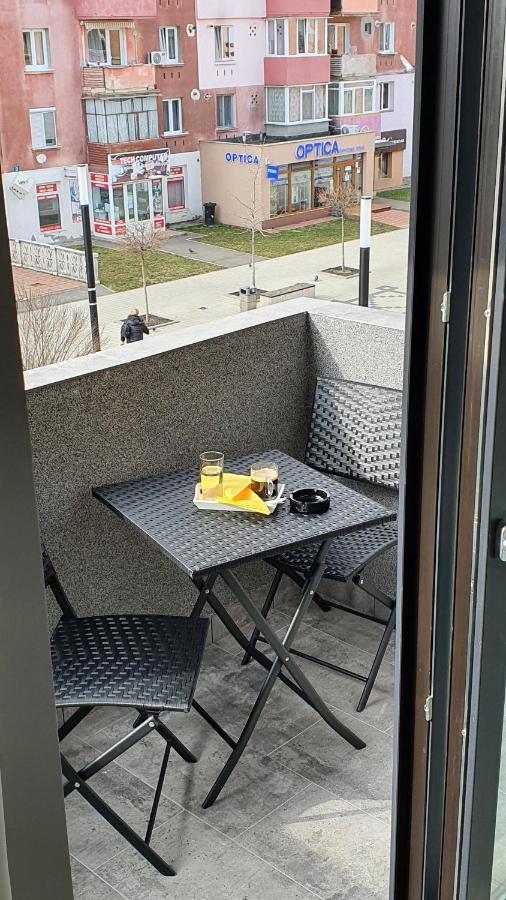 Apartament Fim Apartament Hunedoara Zewnętrze zdjęcie