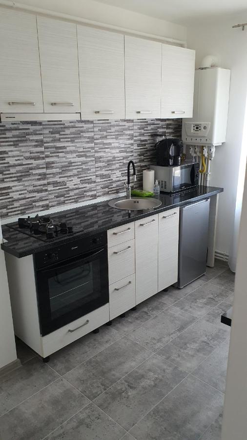Apartament Fim Apartament Hunedoara Zewnętrze zdjęcie
