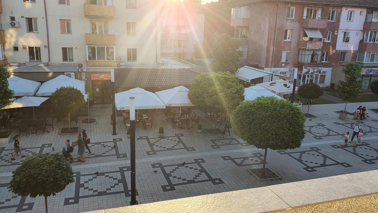 Apartament Fim Apartament Hunedoara Zewnętrze zdjęcie